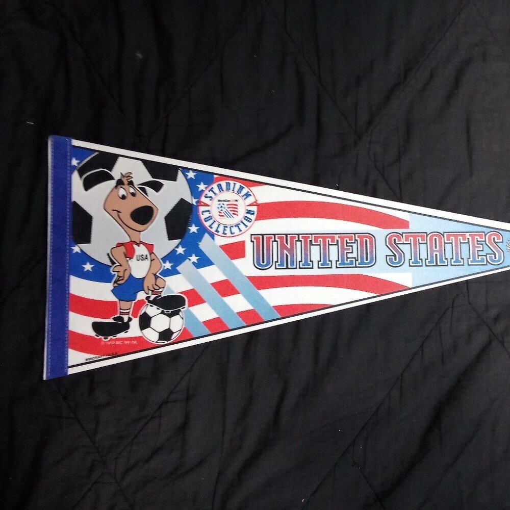 Deadstock Vintage World Cup USA Soccer 1994 Flag Pennant
